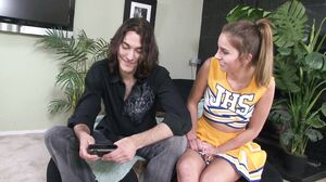 Hot Cheerleaders - Cheerleaders are the most self confi