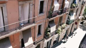 April My - Pleasure - Box - StaffSelection