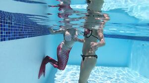 Eva Ray - Seducing A Cute Little Elf Chloe Toy