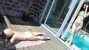 Ali Bordeaux, Leonida - Tits, Tats and Toys