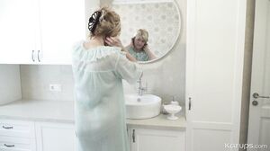 Jane Fox - Mature Blonde BBW