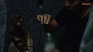 530DG-177 Strong in the night bus 5 people #01