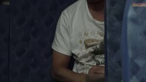 530DG-178 Strong in the night bus 5 people #02