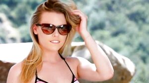 Aubrey Sinclair - Bikini Babe