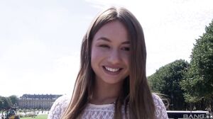 Plays With Her Big Pussy Lips