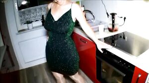 MelissaDeluxe - Gierig nach Sperma XXXL Creampie