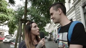 July Johnson - Citycheck Berlin - Candy Lips Meet Cream