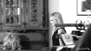 Taylor Vixen, Marry Queen - WhenGirlsPlay