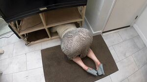 Erin Electra - Your stepmom gets stuck and you get to f