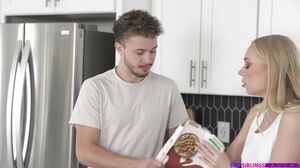 Stepbro does work on his sister's tight wet little cunt