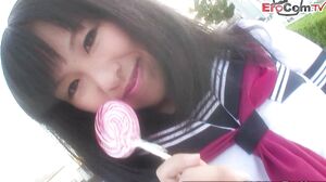 Asian college teen dislike her first time porn