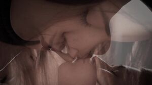 Blondes Love Brunettes - Kaylee, Izzy