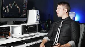 Hazel Moore - Spreads It Wide For Anal in HD