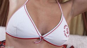 18CloseUp - 015 Lea part1