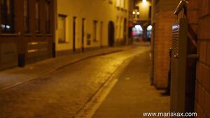 Mariska x - Fucked by a complete stranger