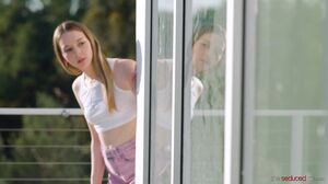 SheSeducedMe - Lily Larimar And Scarlett Sage