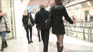 Paula - Fucking in the parking garage