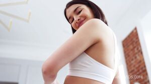 First Double Penetration of the Oriental babe Effy End