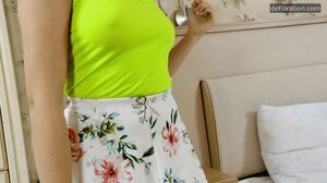 Defloration - Litonya Kincs - Virgin Masturbating