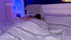 ²£²³³£³{{BBC Creampie Hot Wife{}}}²³£³£