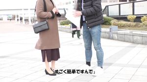 523DHT-0706 The gap between a cute expression and a mid