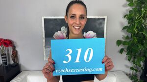 Czech exhibitionist wants to show her sexy body