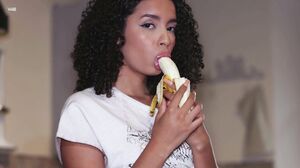 Valery Ponce - Yummy Body in 4K