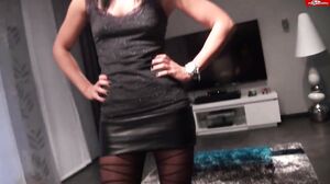 BlackSophie - Frauchen möchte gefickt werden