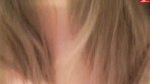 Pretty_Girl - Spermasucht im Studentenwohnheim gestillt