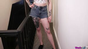 WankitNow - Eva Ray Hostel Horn