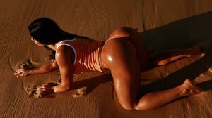 Balls Deep Anal Sex Session With Jewish Babe Naomi