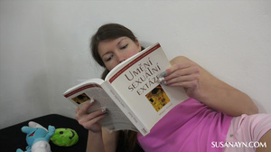 Susan Ayn - Horny Reader Fucked In The Ass