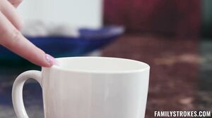 Coco Lovelock & Haley Spades - There are no Wrong Pussies