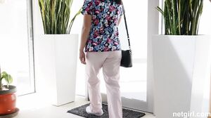 NG - Sophia - Anal on her lunch break