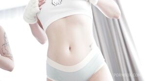 Lina Shisuta, Jennie Blondie - Piss in Two cute young k