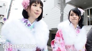 Go Sushi - Two hot classic japanese teens with kimono n