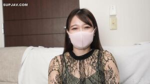 Former gravure idol, working at a certain entertainment