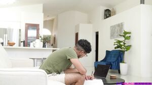 Layla Jenner - My New Stepsister Is Always Naked in 4K