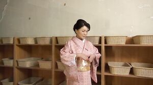 753JIM-020 A mature woman’s sexual desire runs wild