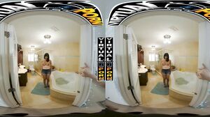 Sasha Pearl - Bath Time Rubdown Fuck