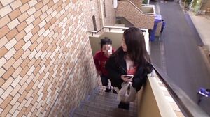 GVH-558 English SUBTITLE The Single Mother Clip-2