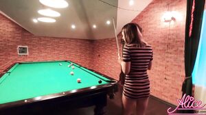 AliceKellyXXX - Guy Fucks My Pussy Cue to Orgasm in the