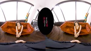 Aaliyah Hadid - First Day Of Work