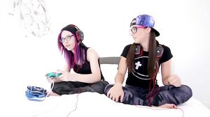 Kira Burn, Mia Luna - Step Family Sexual Gaming