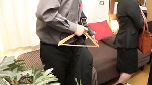 ITSR-122 A must-see for office workers! An unexpected c