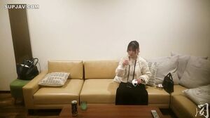 Obedient amateur girl’s luxurious big breasts and nice