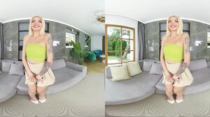 Luna Wolf - Czech VR Casting 233 - Her First Real Creampie