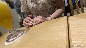 A self-proclaimed sexual ghost woman◯ college student.