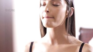 Emily Willis - A Wifes Affair - S33:E27