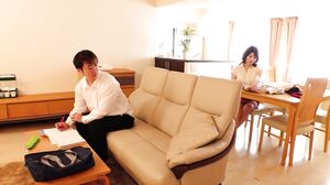 GVH-613 Mother-son Rape Akari Niimura